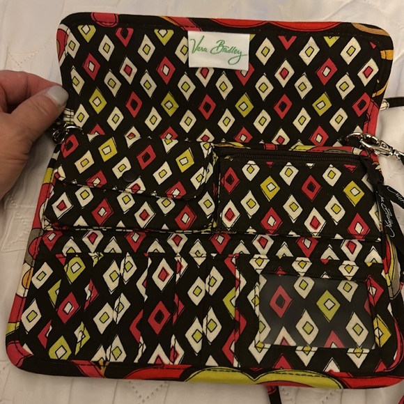 Vera Bradley crossbody clutch wallet/vintage - Picture 3 of 3